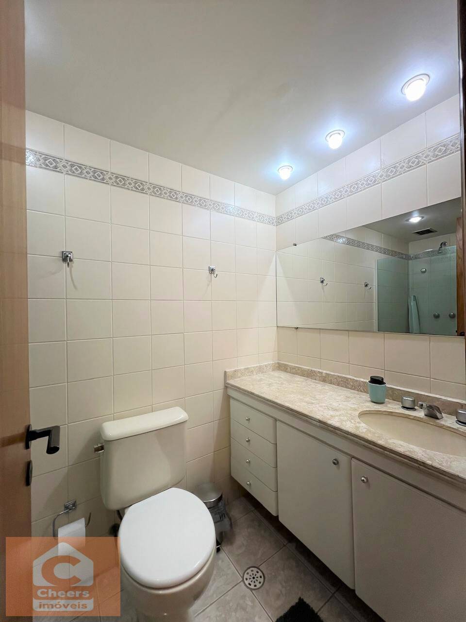 Apartamento à venda com 2 quartos, 68m² - Foto 10