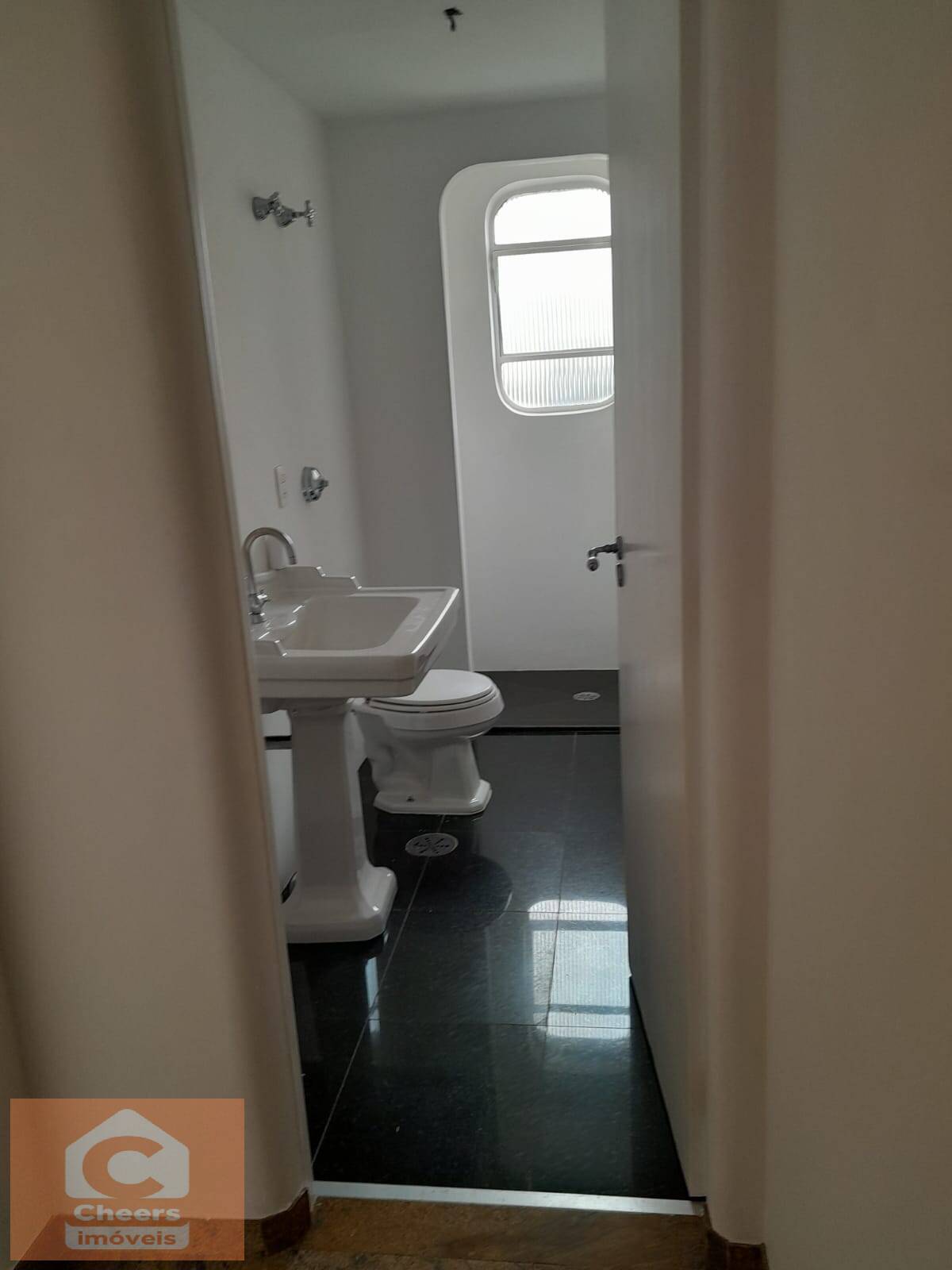 Apartamento para alugar com 3 quartos, 251m² - Foto 9