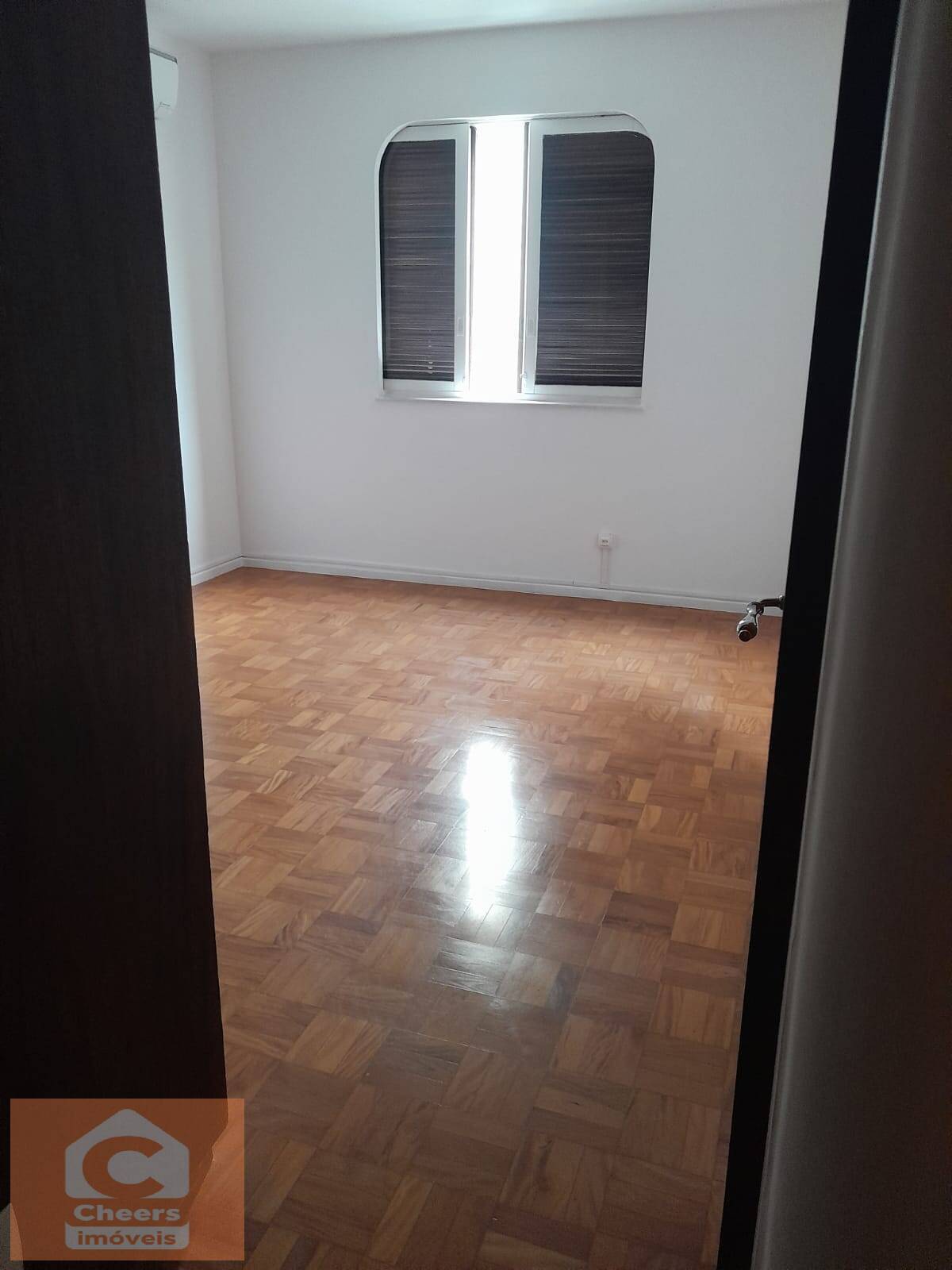 Apartamento para alugar com 3 quartos, 251m² - Foto 5