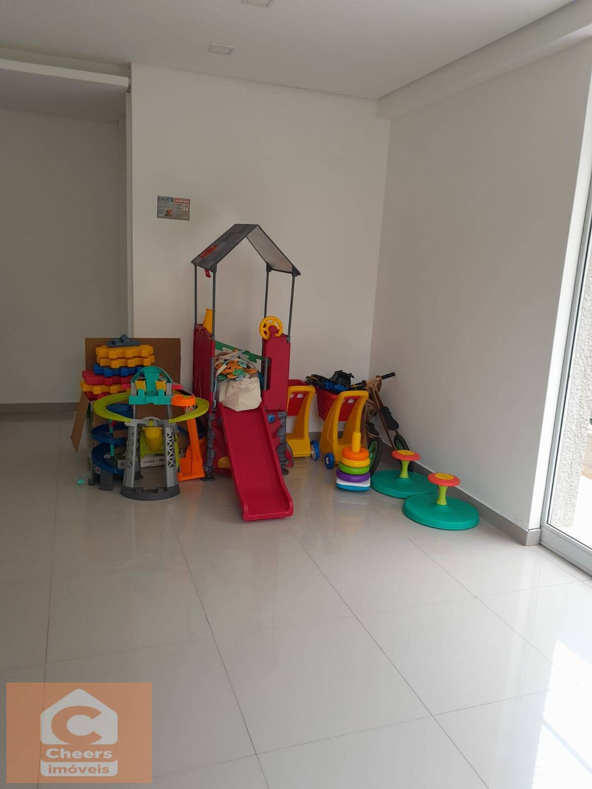 Apartamento para alugar com 3 quartos, 251m² - Foto 17