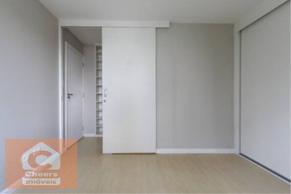 Apartamento para alugar com 3 quartos, 120m² - Foto 9