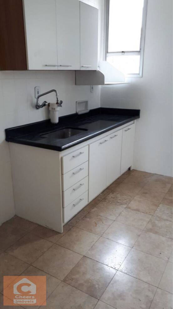 Apartamento para alugar com 3 quartos, 120m² - Foto 12