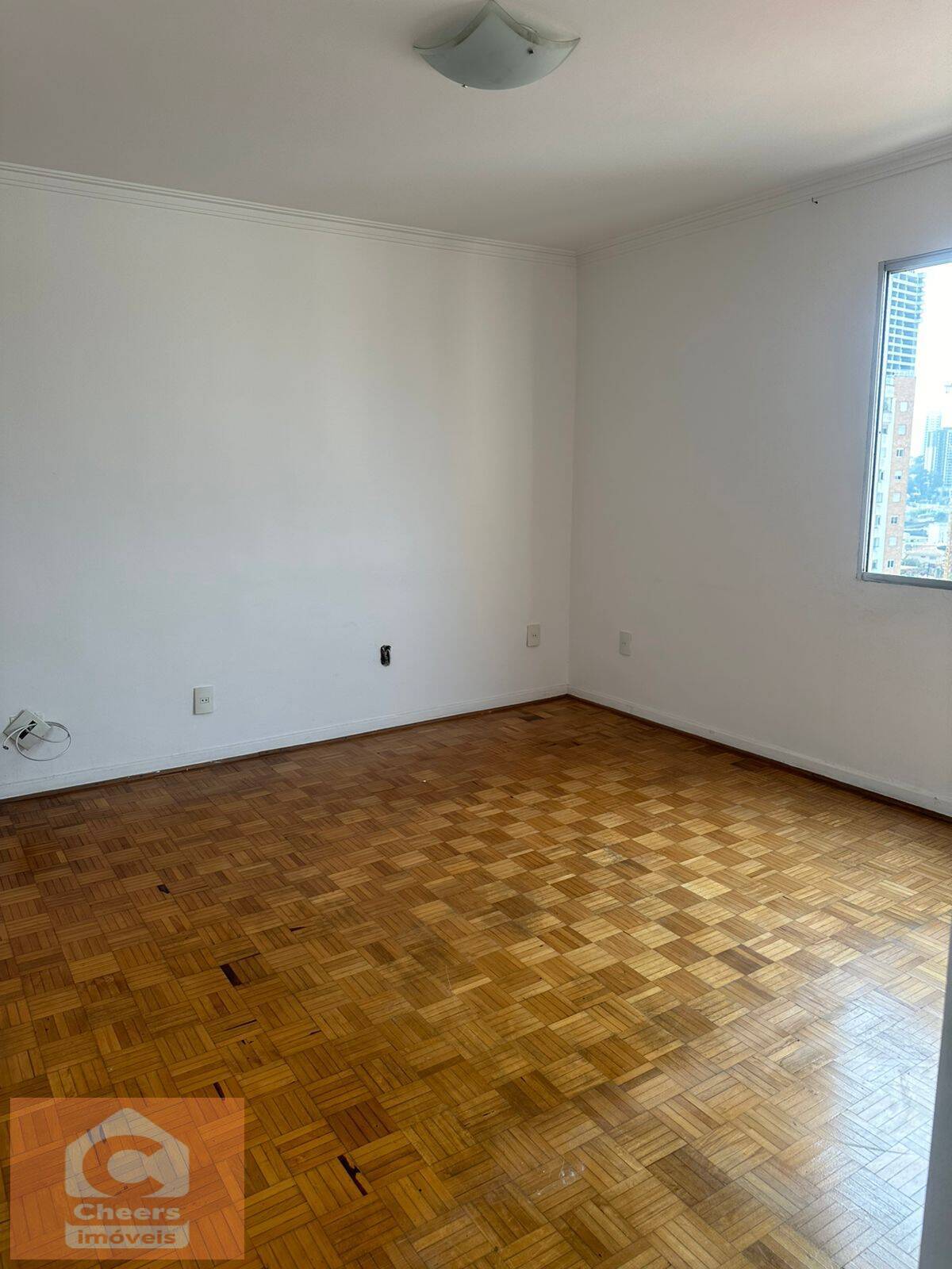 Apartamento à venda com 2 quartos, 60m² - Foto 2