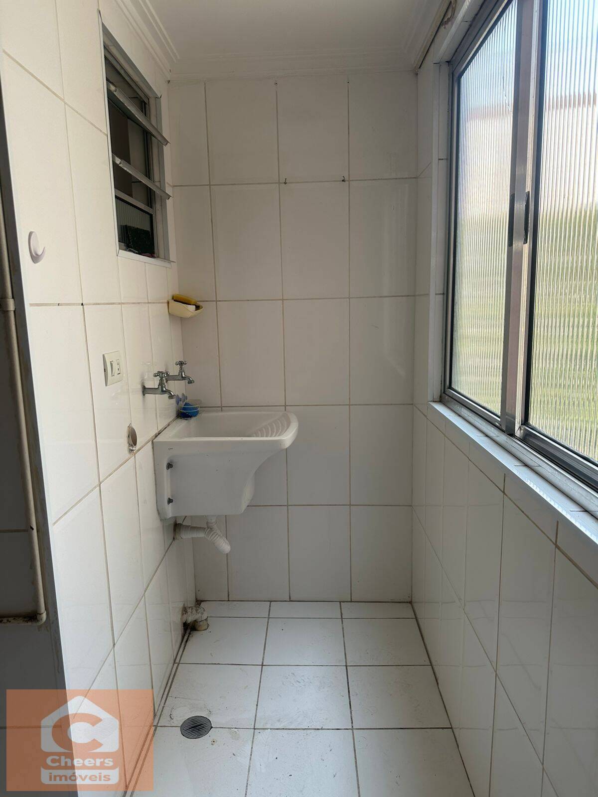 Apartamento à venda com 2 quartos, 60m² - Foto 10