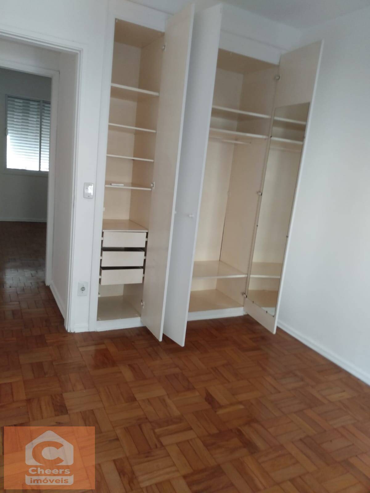 Apartamento à venda e aluguel com 3 quartos, 105m² - Foto 8