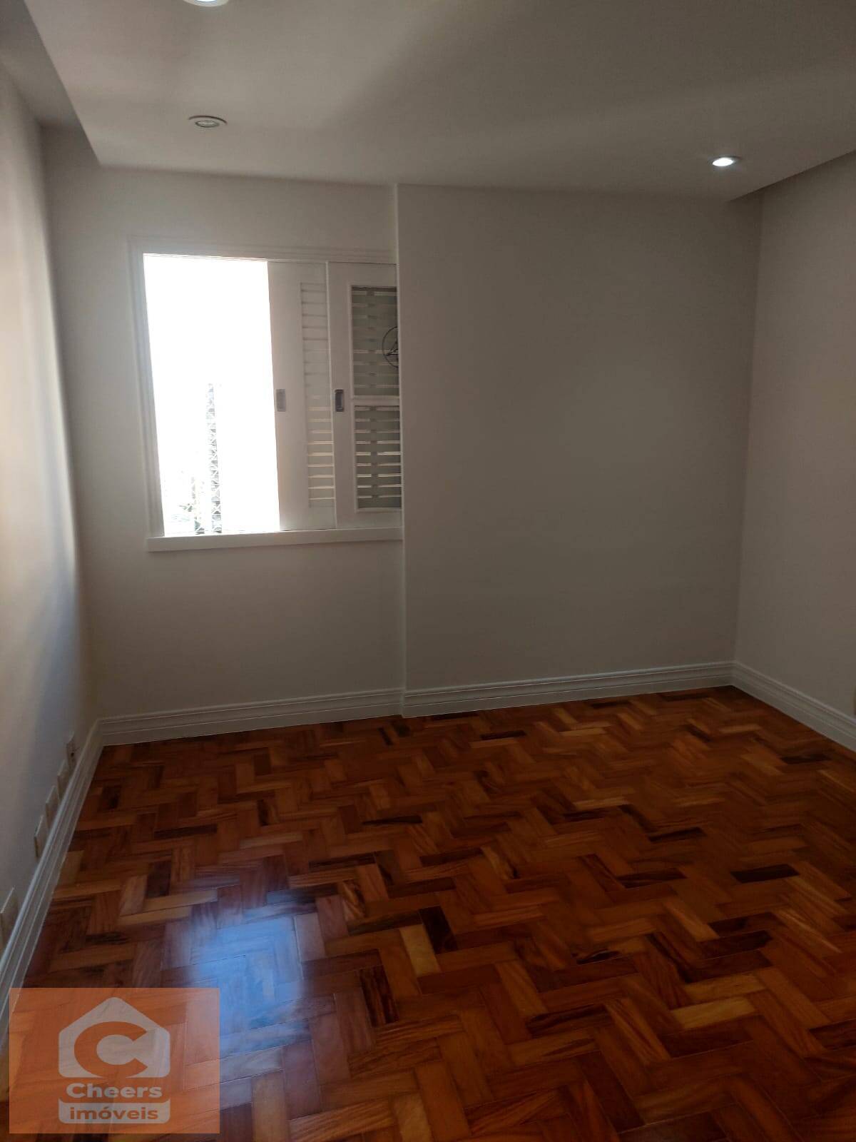 Apartamento para alugar com 4 quartos, 166m² - Foto 12