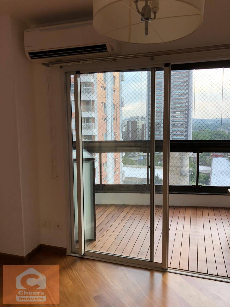 Apartamento para alugar com 3 quartos, 165m² - Foto 10