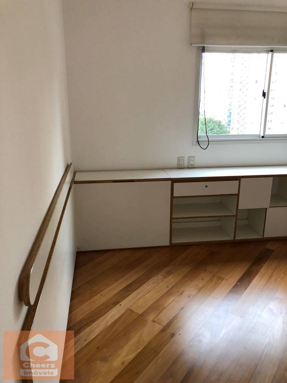 Apartamento para alugar com 3 quartos, 165m² - Foto 17