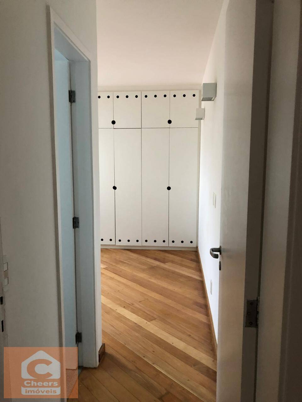 Apartamento para alugar com 3 quartos, 165m² - Foto 15