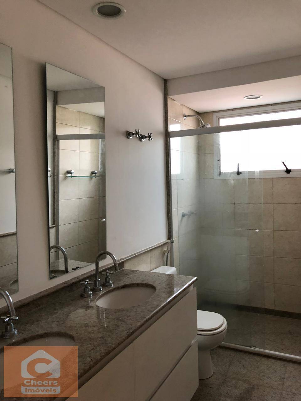 Apartamento para alugar com 3 quartos, 165m² - Foto 28