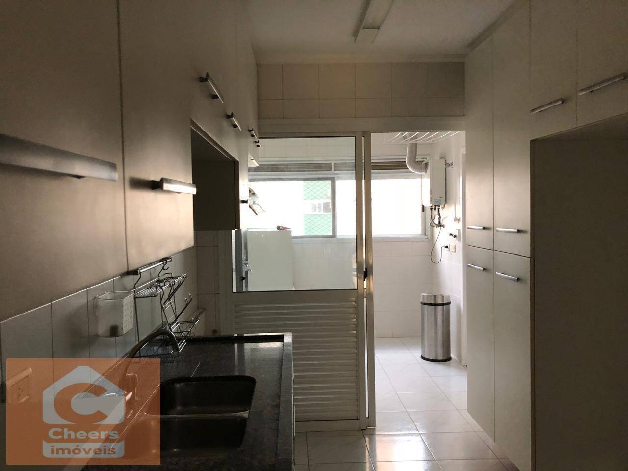 Apartamento para alugar com 3 quartos, 165m² - Foto 31