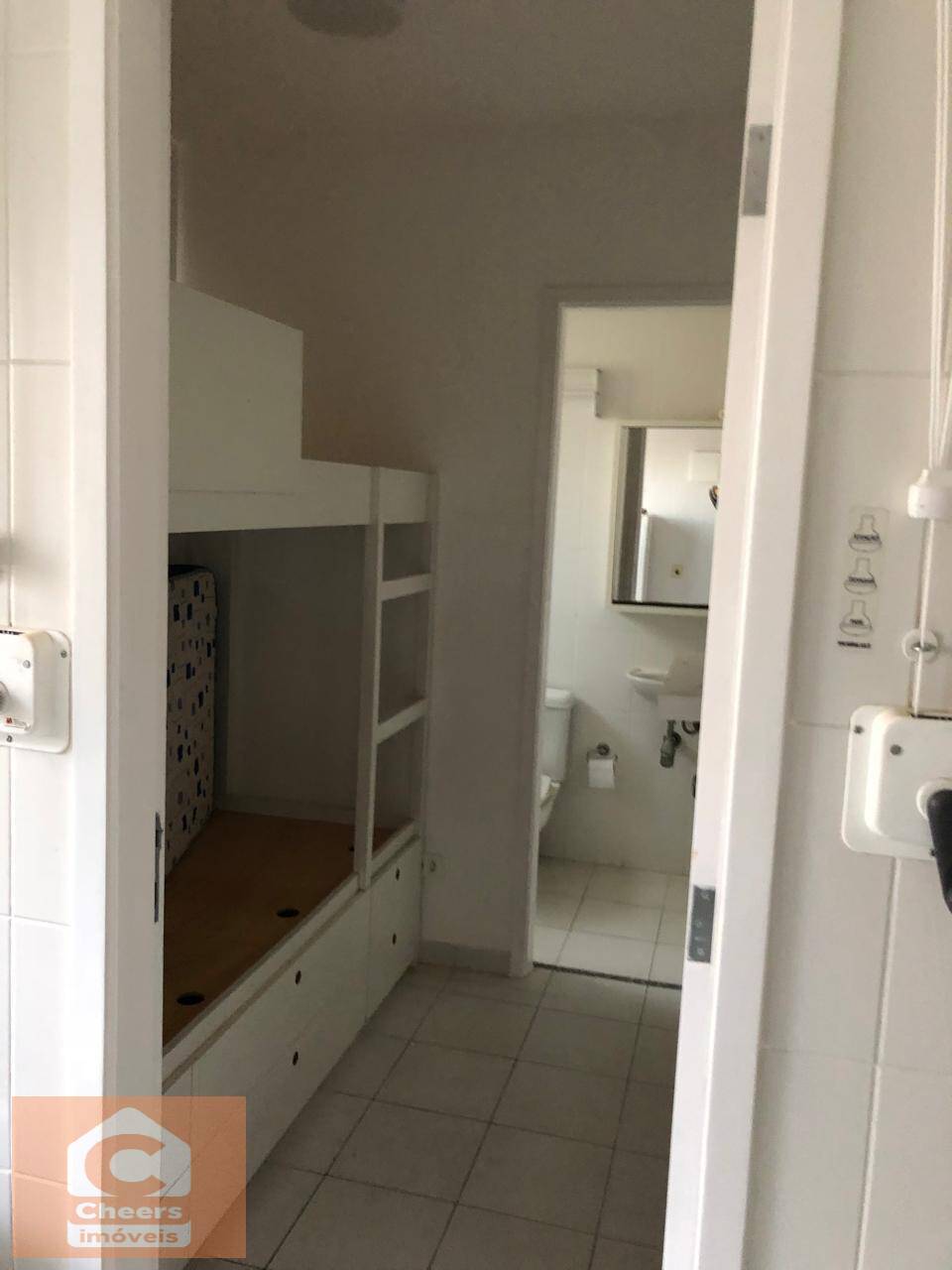 Apartamento para alugar com 3 quartos, 165m² - Foto 35