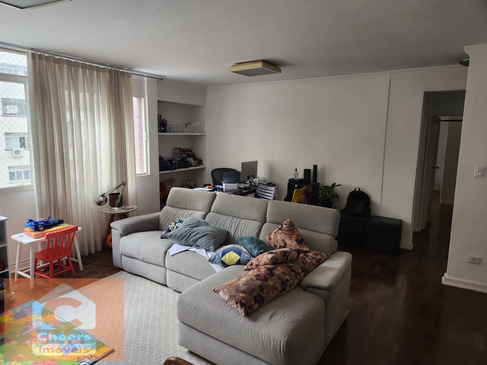 Apartamento para alugar com 3 quartos, 110m² - Foto 3