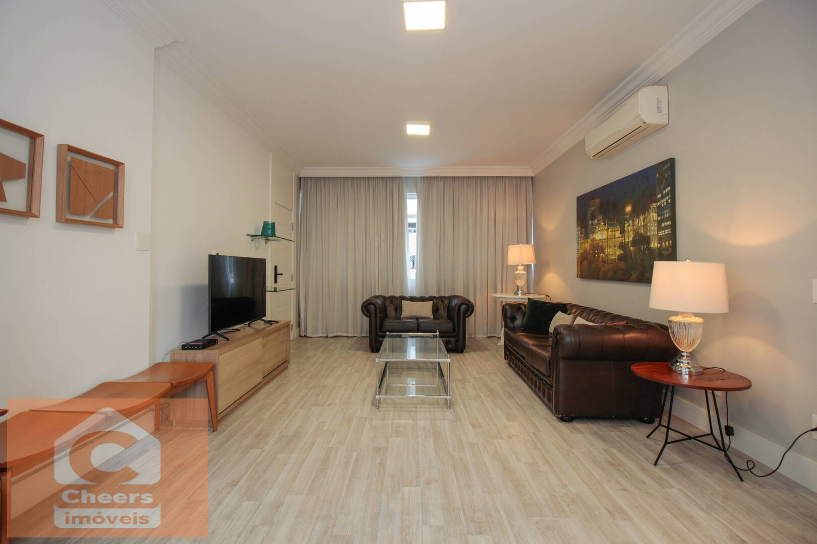 Apartamento para alugar com 3 quartos, 137m² - Foto 4