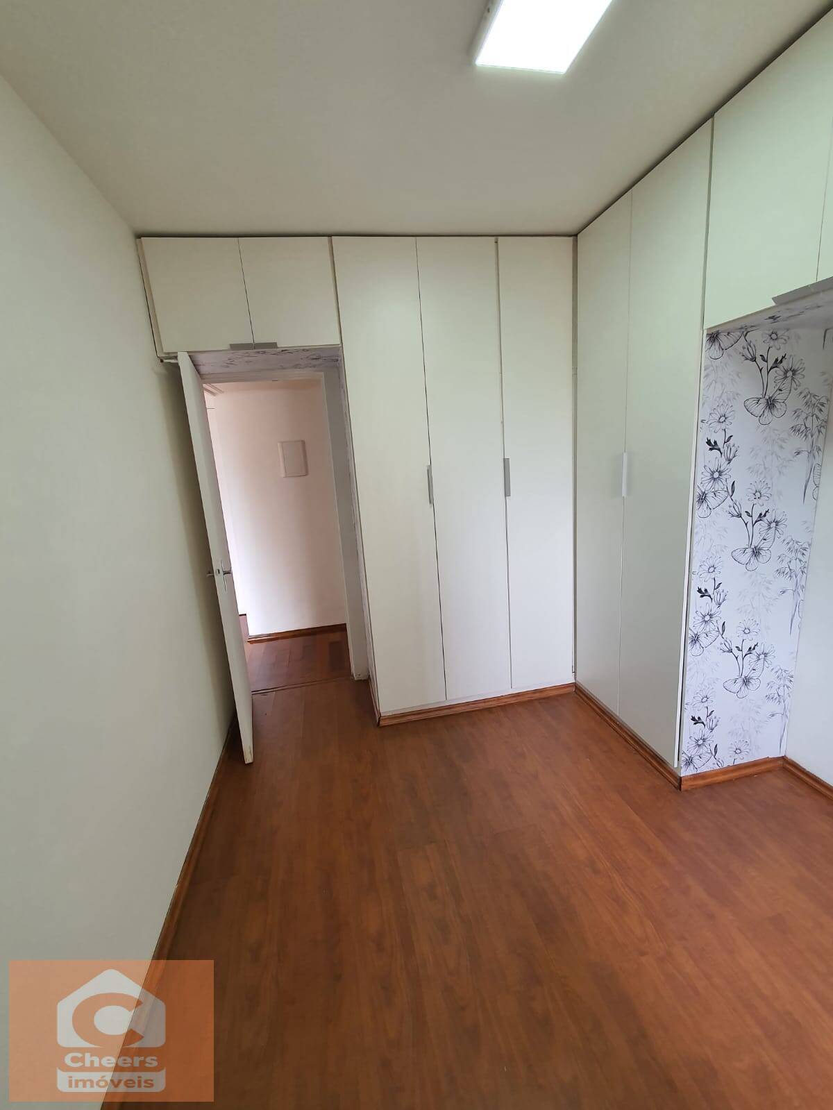 Apartamento à venda com 1 quarto, 37m² - Foto 5