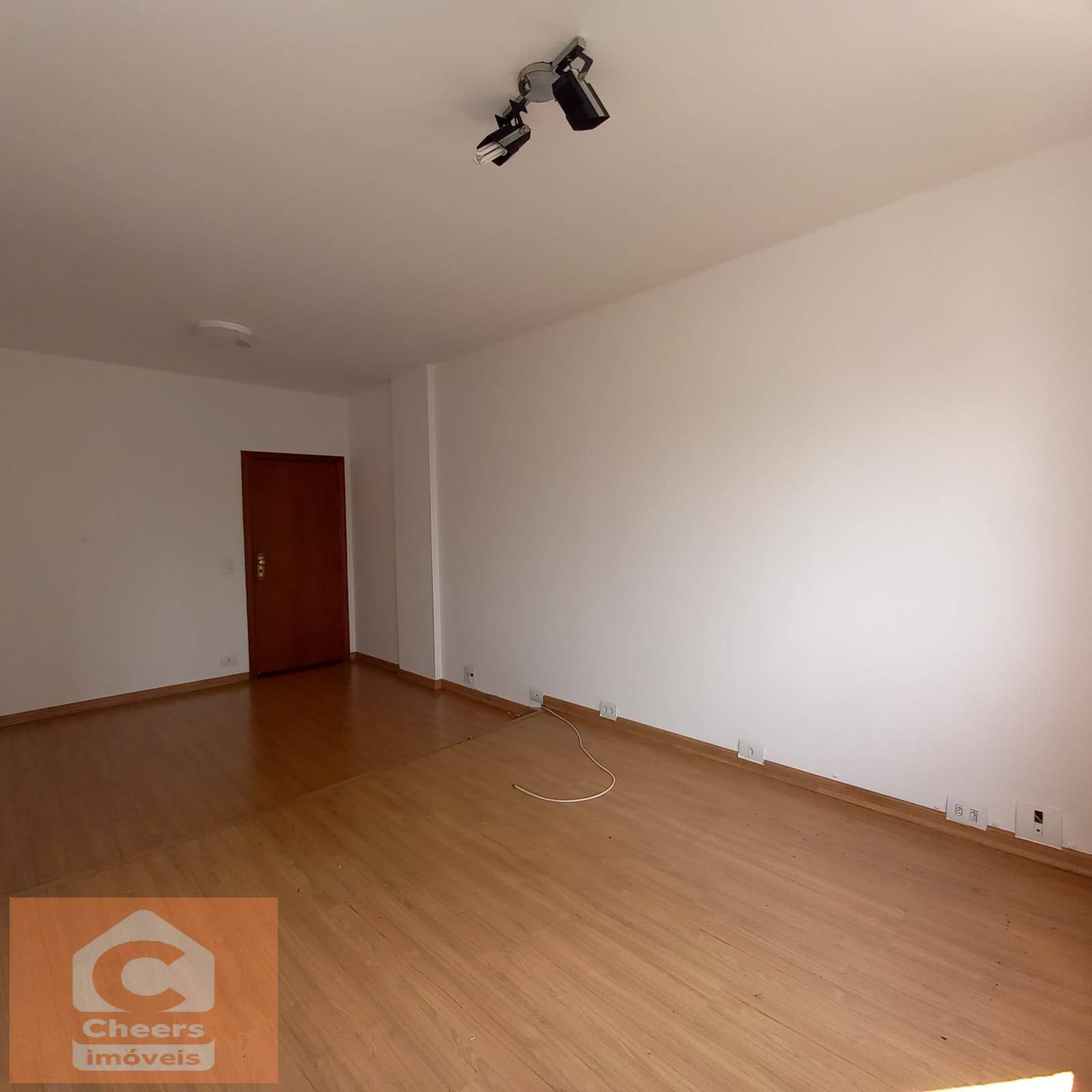 Apartamento para alugar com 3 quartos, 90m² - Foto 3