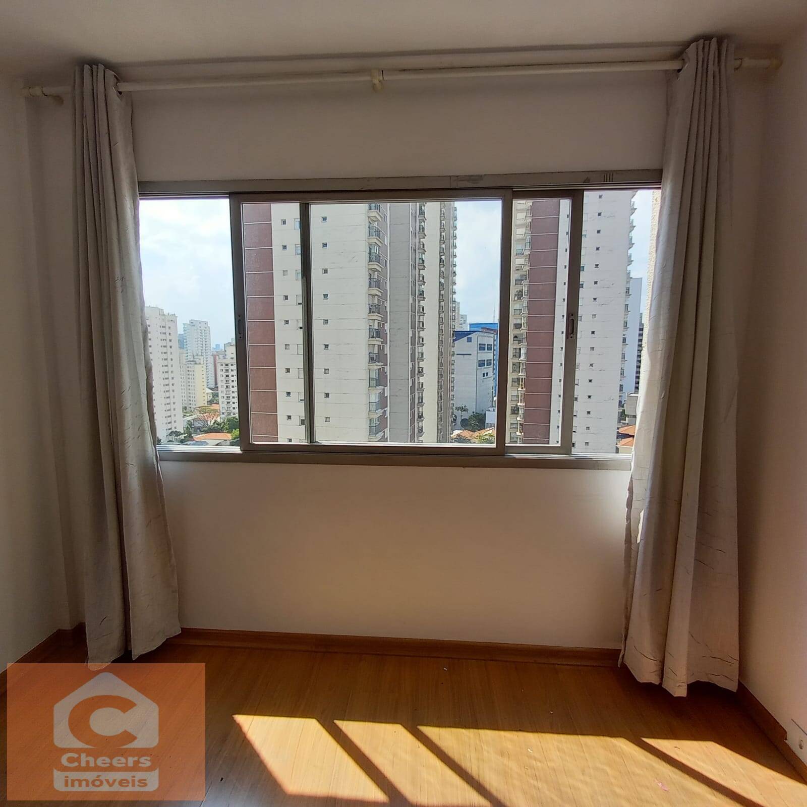 Apartamento para alugar com 3 quartos, 90m² - Foto 4