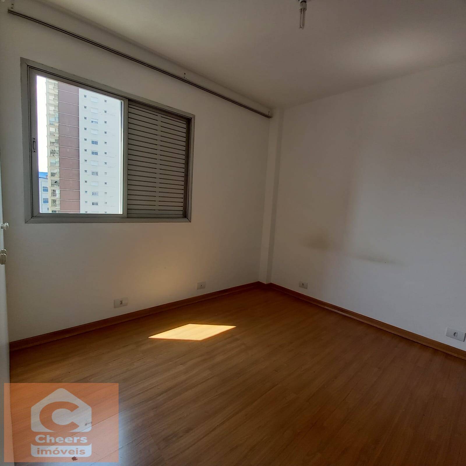 Apartamento para alugar com 3 quartos, 90m² - Foto 9