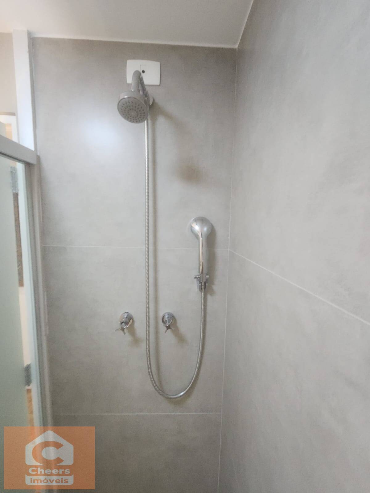 Apartamento para alugar com 3 quartos, 102m² - Foto 17