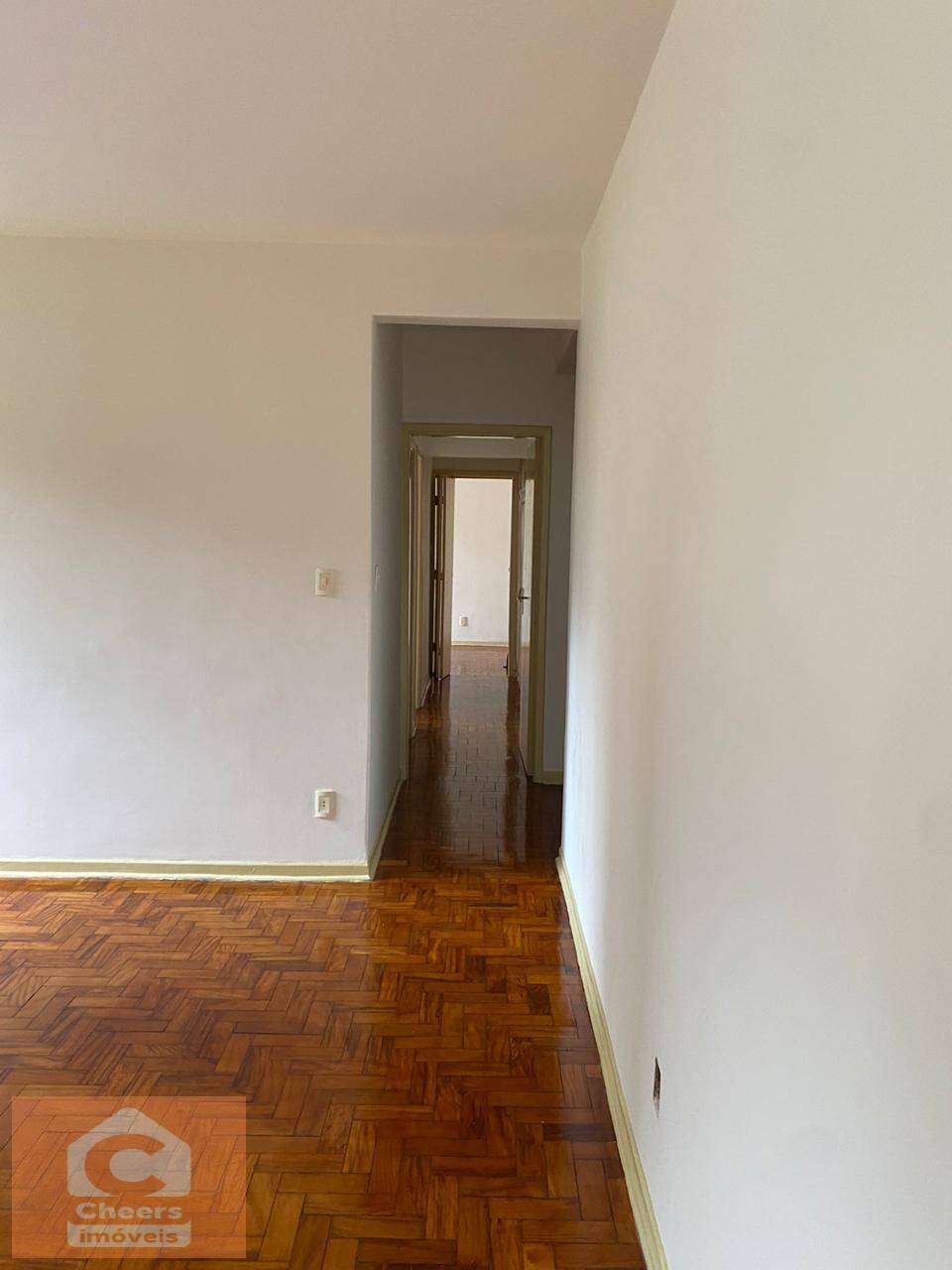 Apartamento para alugar com 3 quartos, 110m² - Foto 4