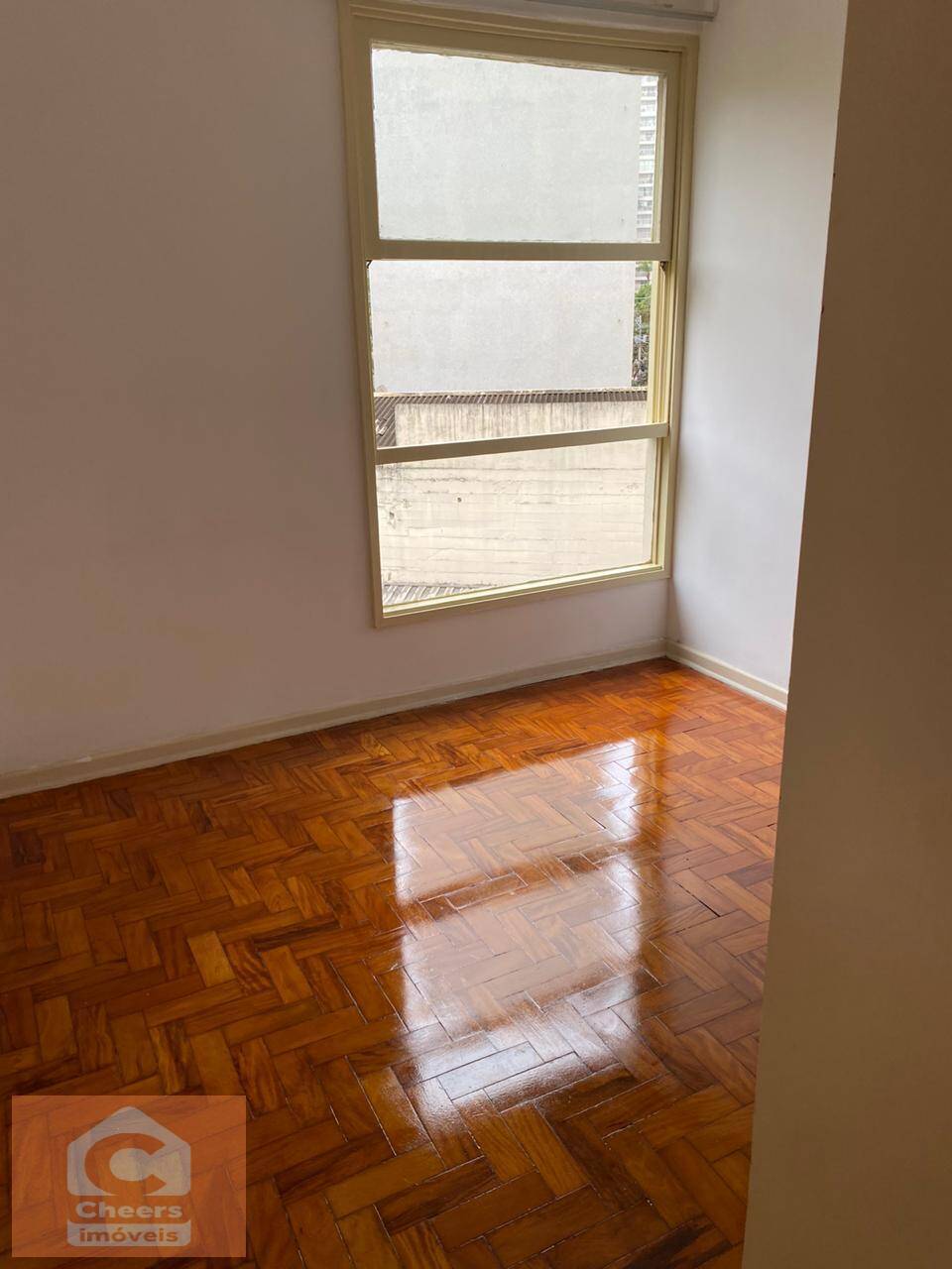 Apartamento para alugar com 3 quartos, 110m² - Foto 8