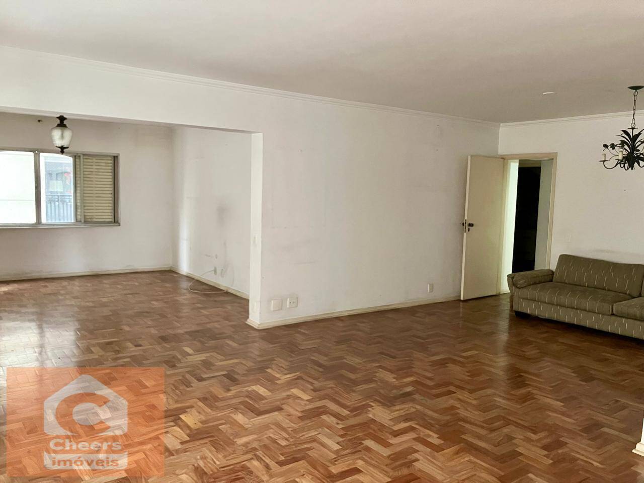 Apartamento à venda com 2 quartos, 132m² - Foto 1