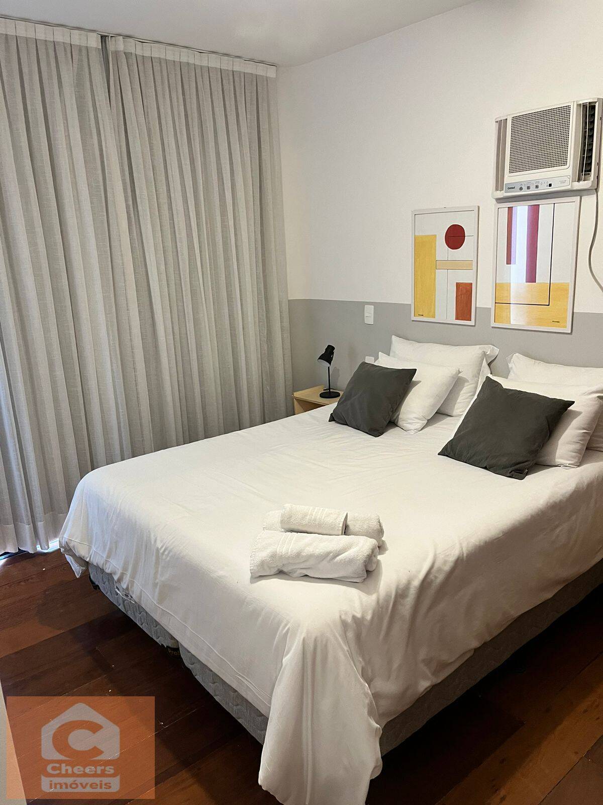 Apartamento para alugar com 3 quartos, 185m² - Foto 15