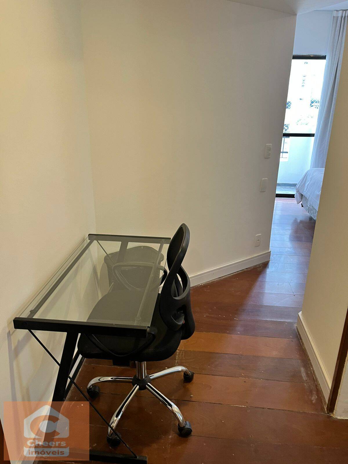 Apartamento para alugar com 3 quartos, 185m² - Foto 14