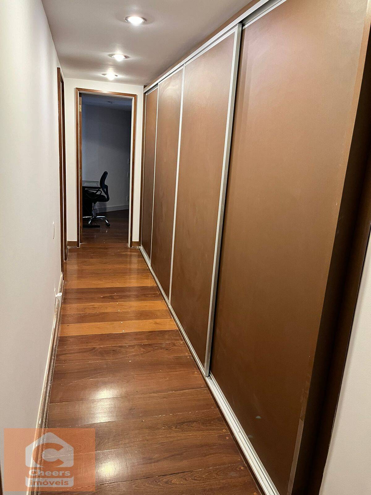 Apartamento para alugar com 3 quartos, 185m² - Foto 26