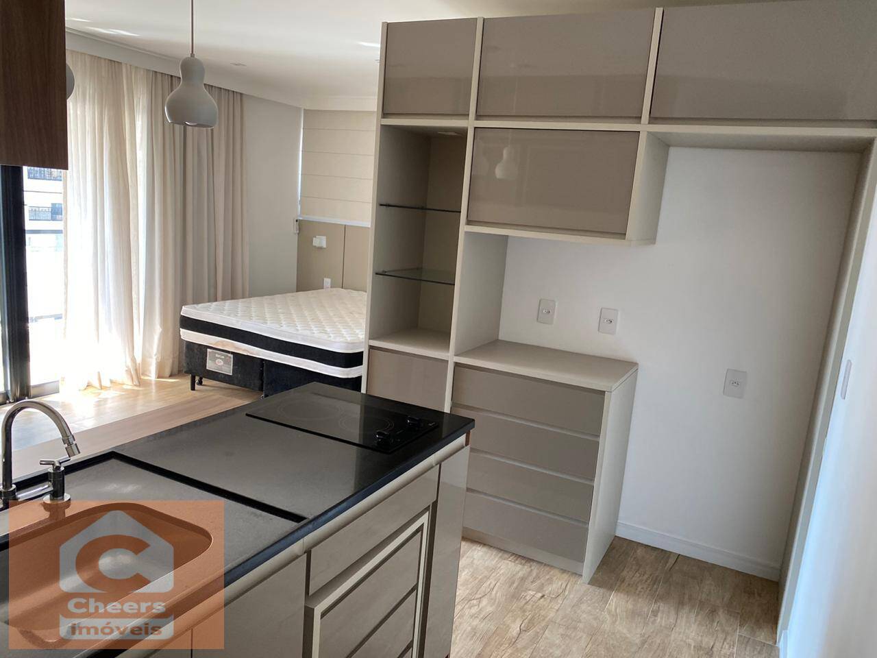 Apartamento para alugar com 1 quarto, 38m² - Foto 2