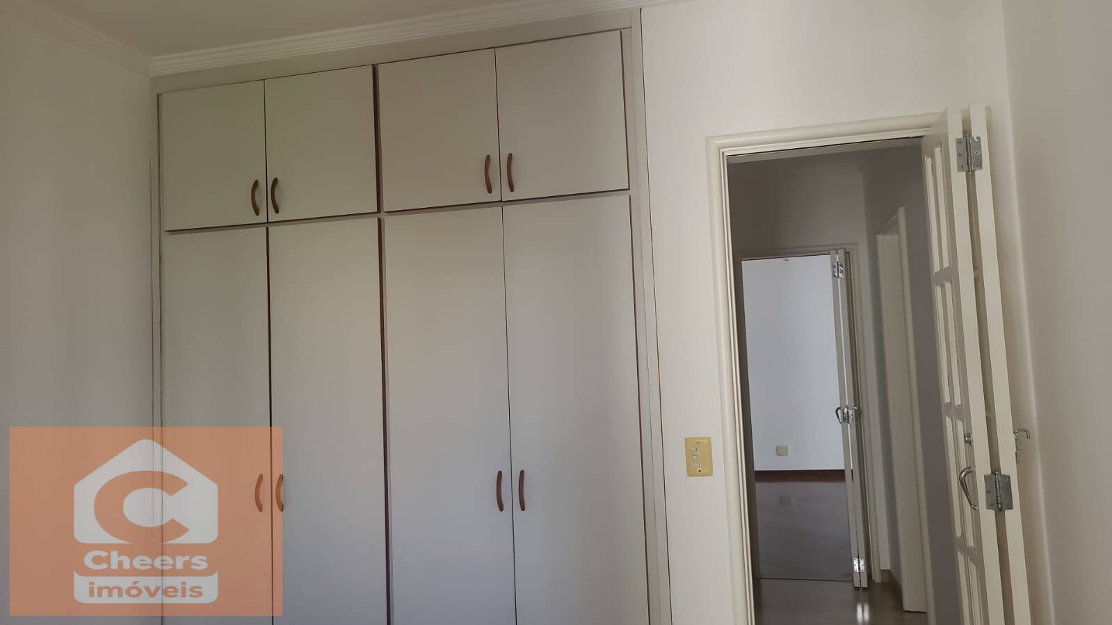 Apartamento à venda com 3 quartos, 105m² - Foto 7