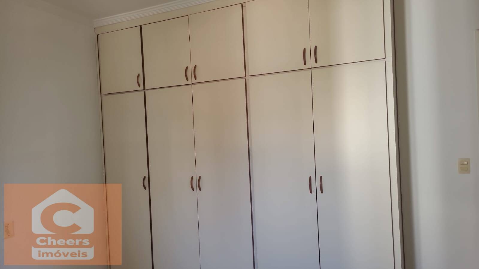 Apartamento à venda com 3 quartos, 105m² - Foto 9