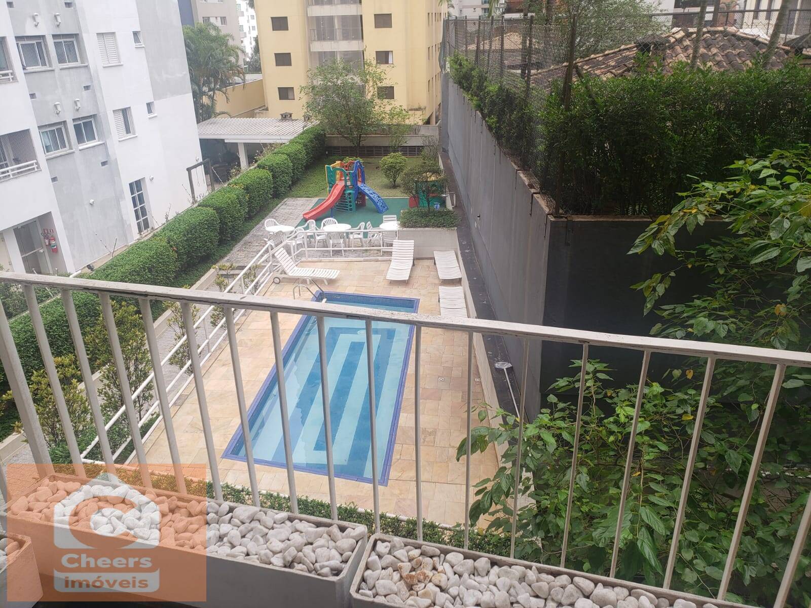 Apartamento para alugar com 2 quartos, 68m² - Foto 1