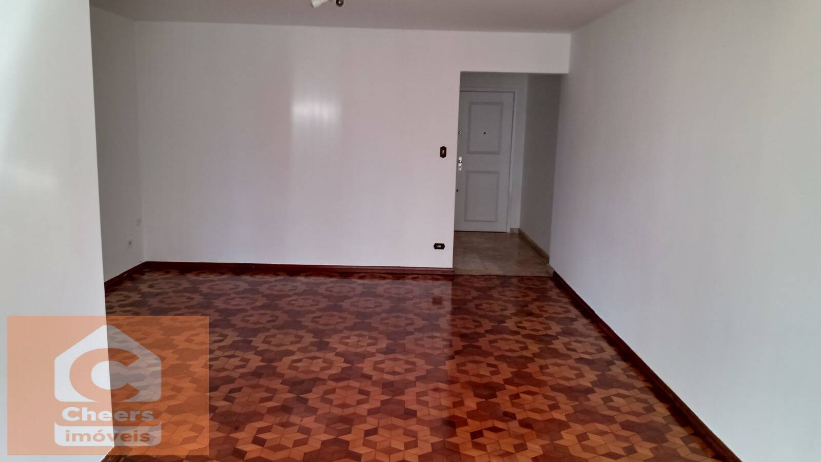 Apartamento à venda com 3 quartos, 108m² - Foto 2