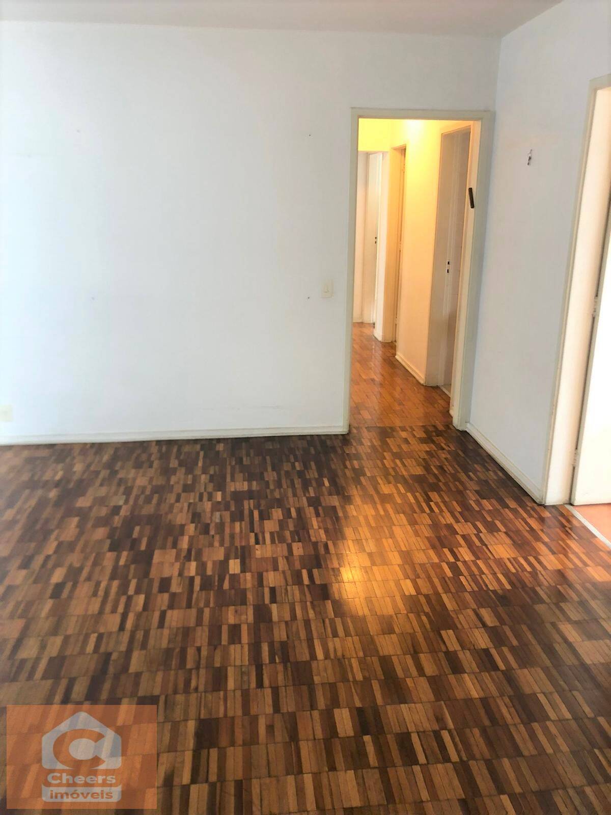 Apartamento para alugar com 3 quartos, 111m² - Foto 3