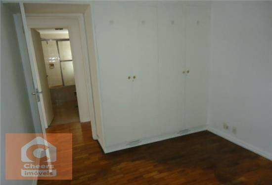 Apartamento para alugar com 3 quartos, 111m² - Foto 10