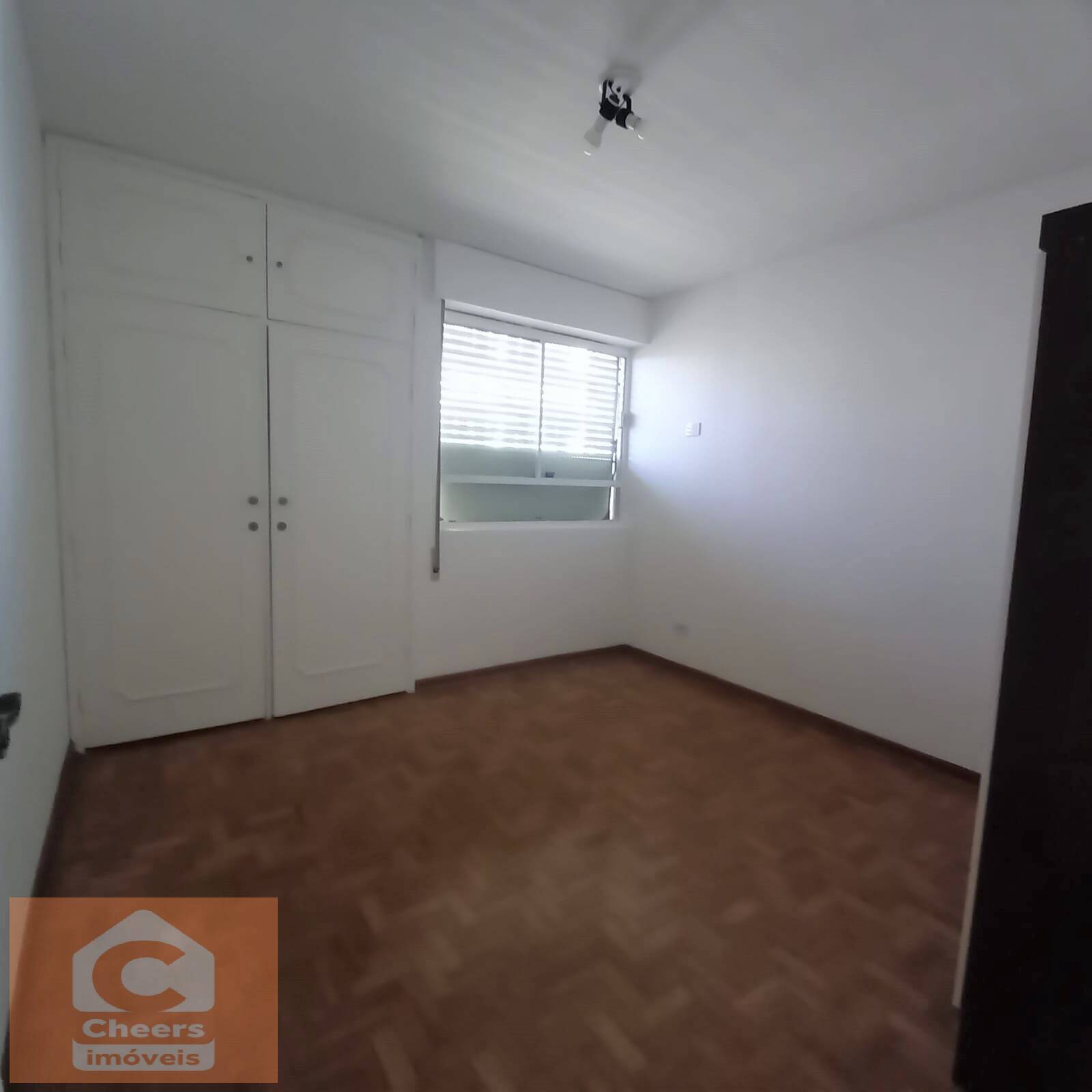 Apartamento para alugar com 3 quartos, 110m² - Foto 5