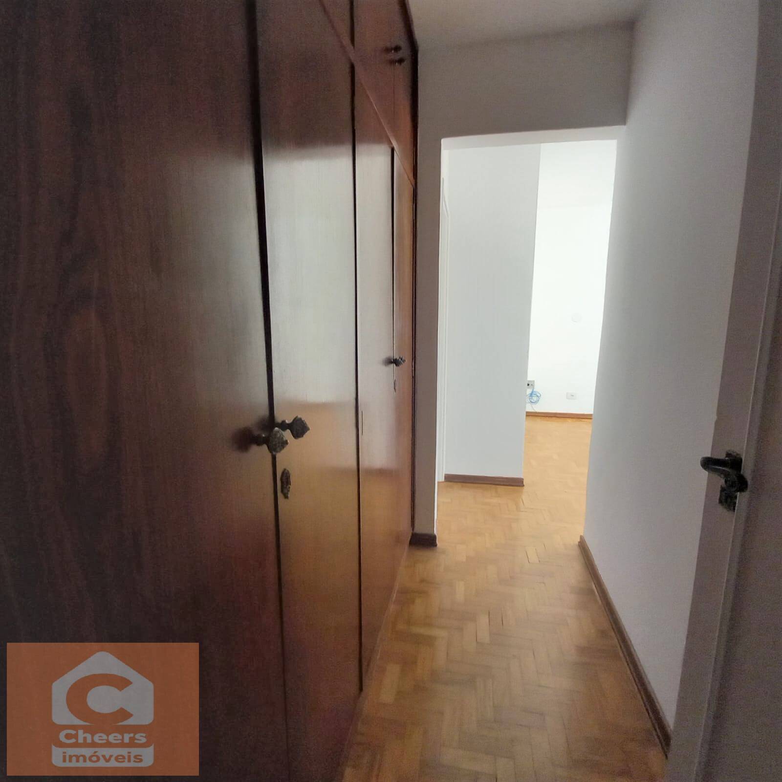 Apartamento para alugar com 3 quartos, 110m² - Foto 3