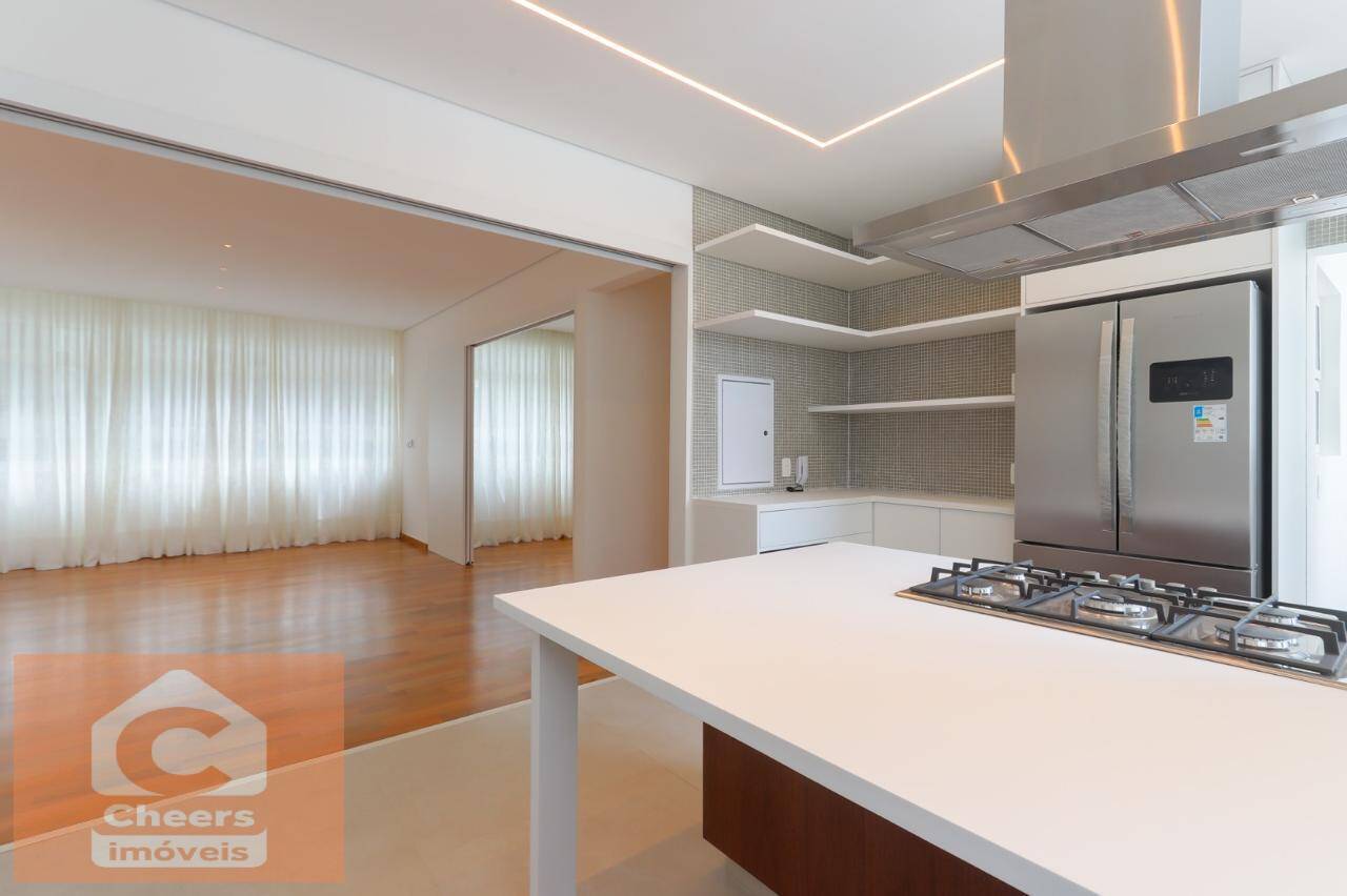 Apartamento para alugar com 3 quartos, 137m² - Foto 20