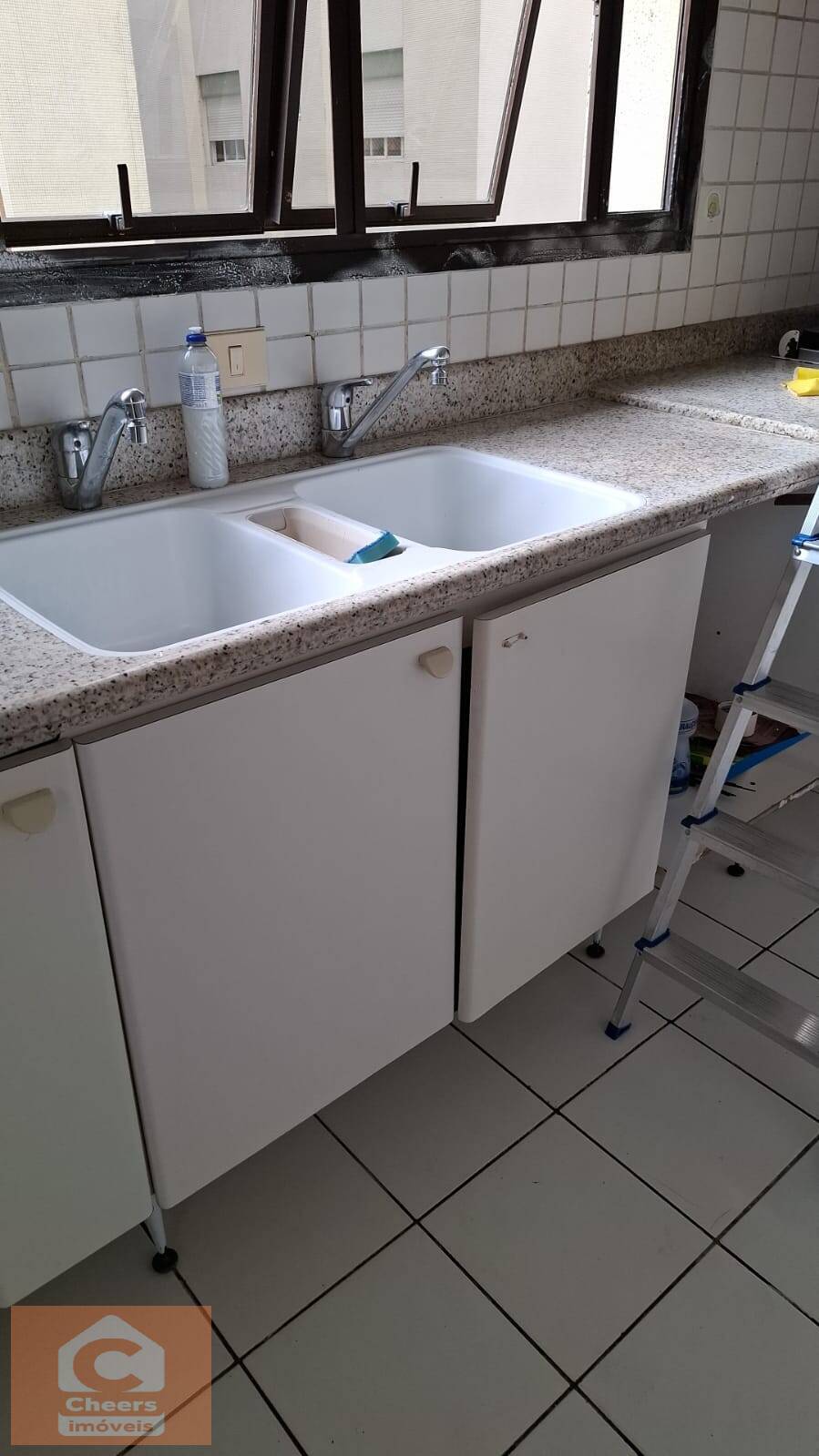 Apartamento para alugar com 3 quartos, 225m² - Foto 30