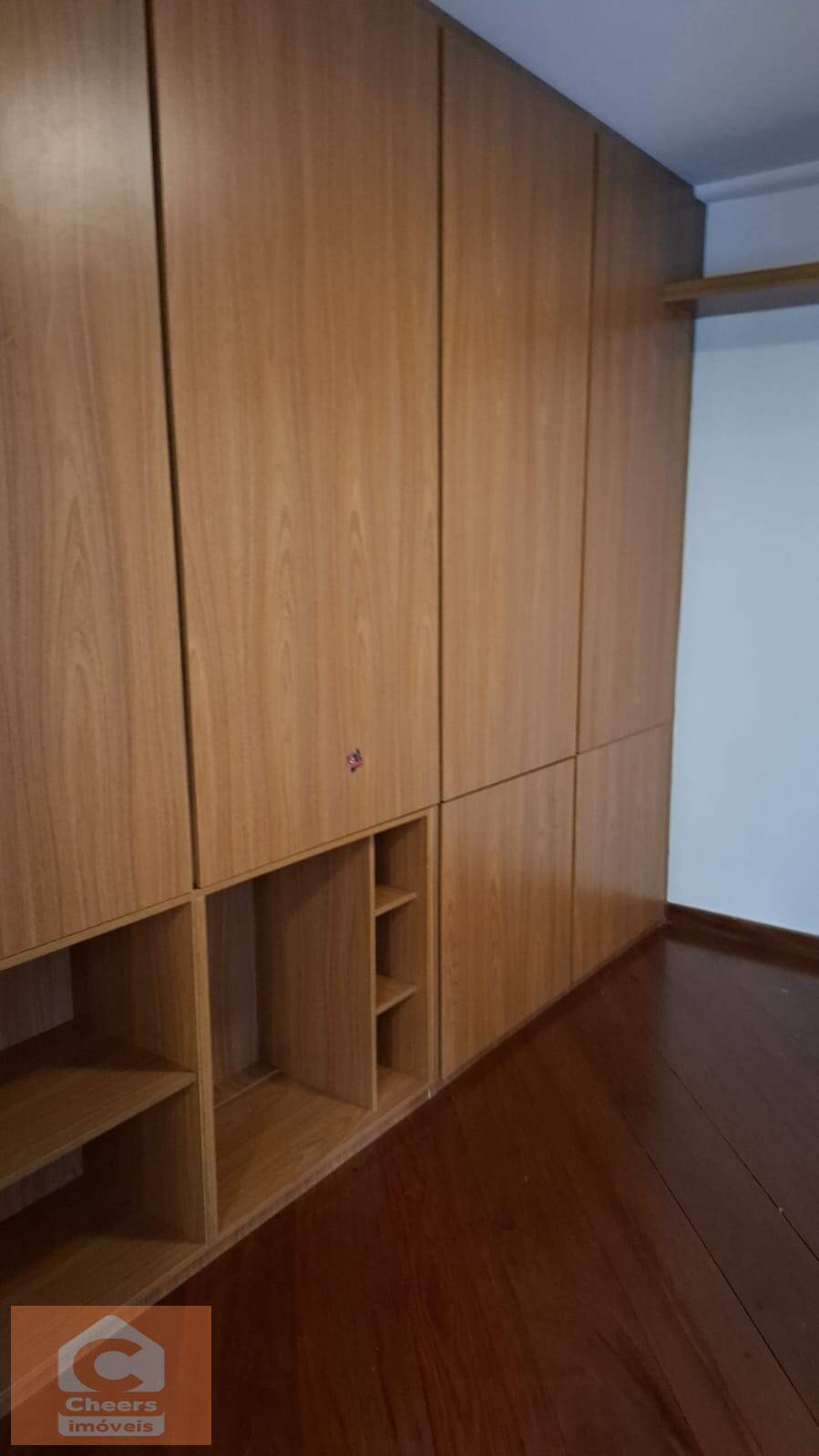 Apartamento para alugar com 3 quartos, 225m² - Foto 35